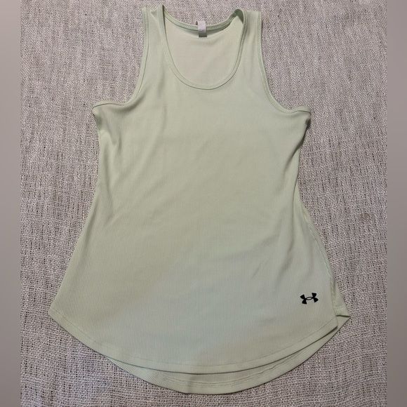 Women’s Under Armour Tank - Picture 1 of 4